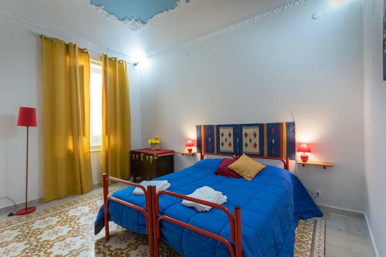 The Twins Rooms In Trapani 1 Dış mekan fotoğraf